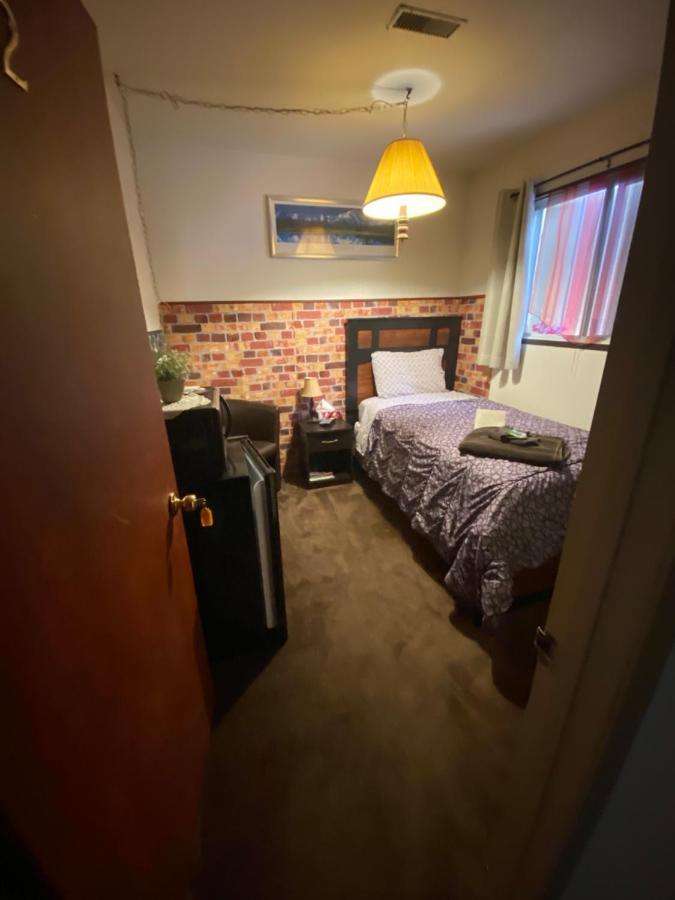 Guesthouse Austria Stewart Εξωτερικό φωτογραφία